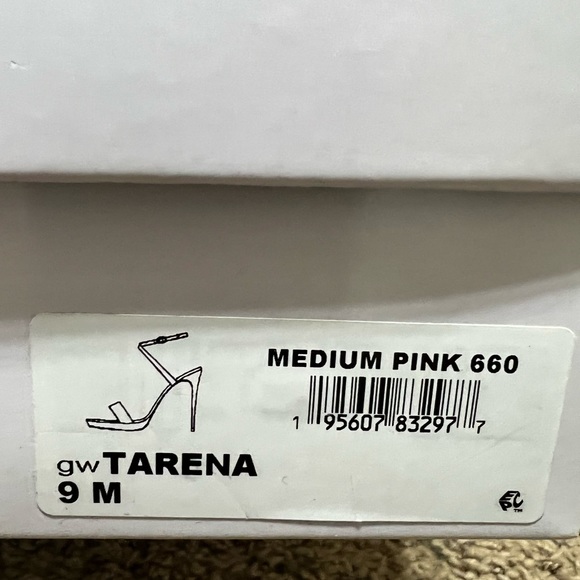 Guess Tarena Colorful Leopard Print Sandal size 9 - Picture 4 of 4